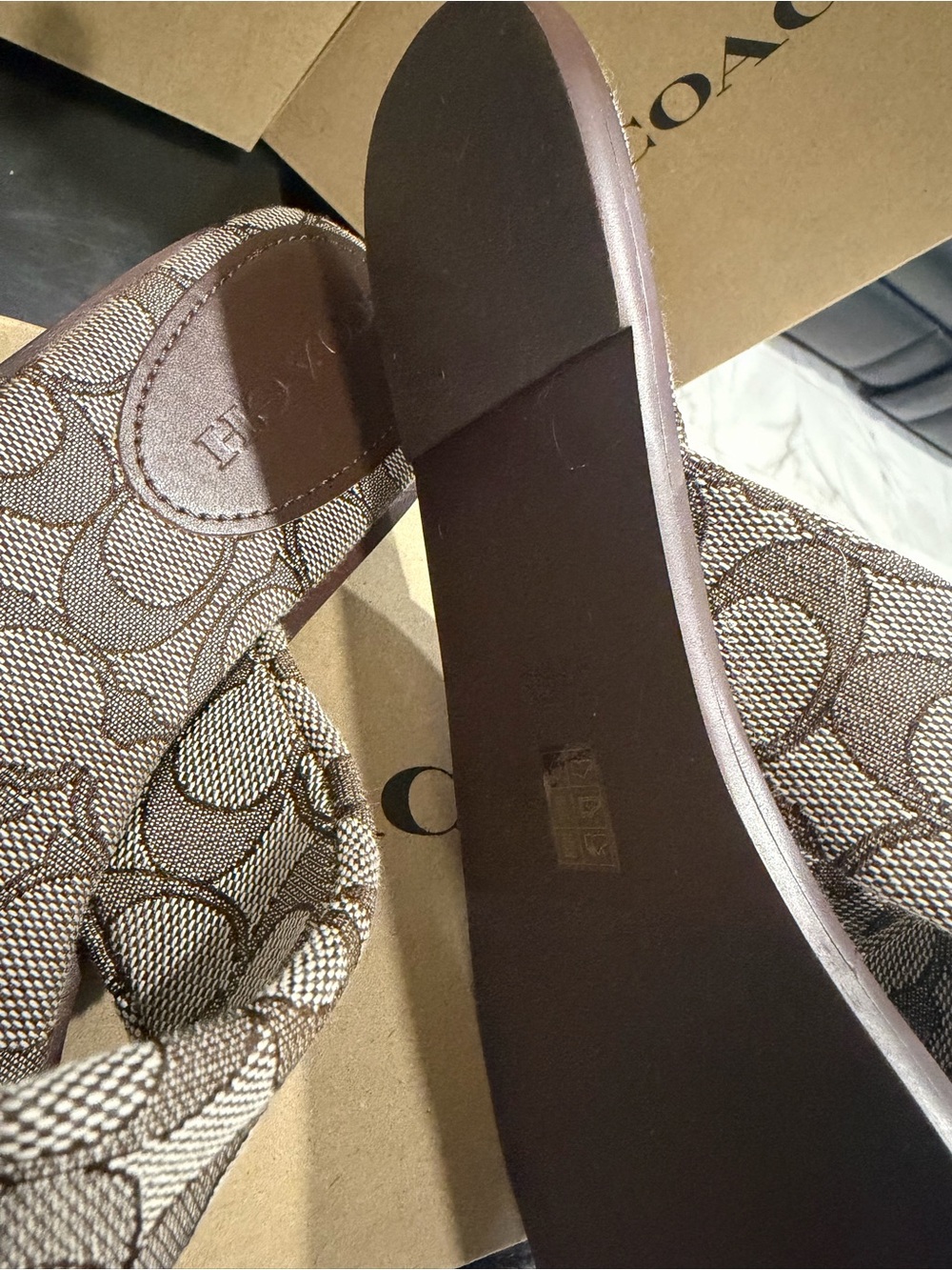 Coach Women Link Criss Cross Slide Signature Comfort Sandals 8.5 B New with box - Picture 4 of 14